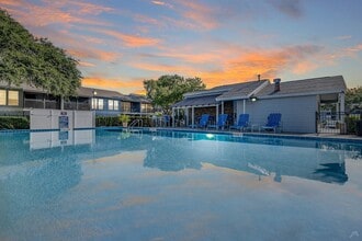 Building Photo - The Park at Santa Maria