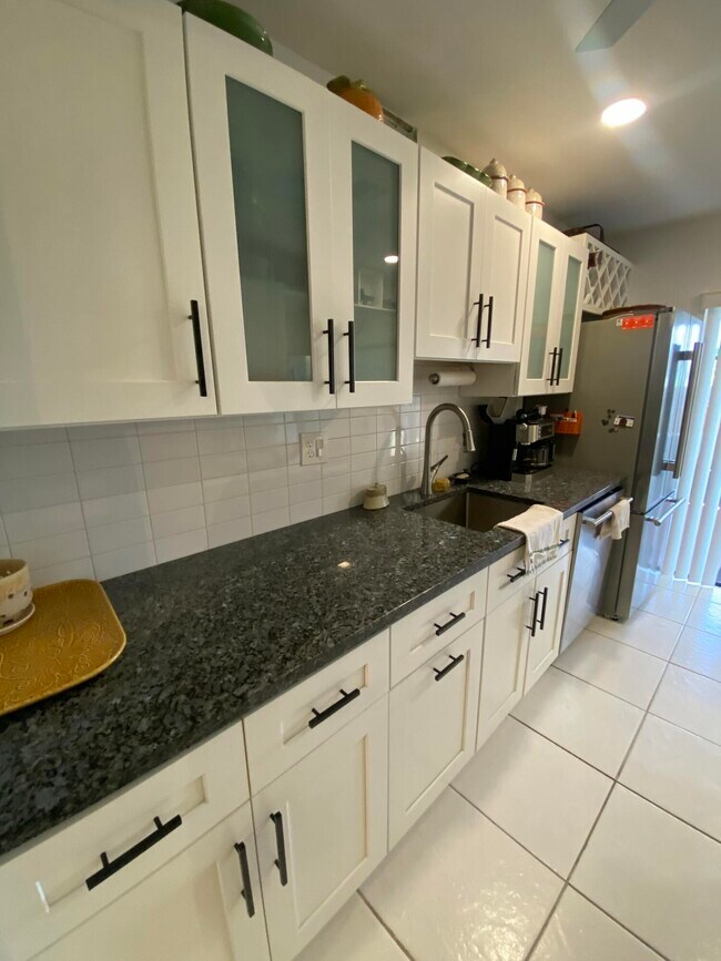 Building Photo - 5061 Nesting Way