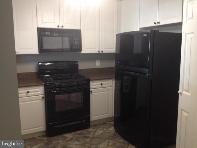 Building Photo - 2700 Bellforest Ct