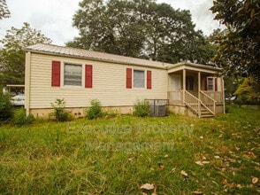 Building Photo - 1136 Broad St