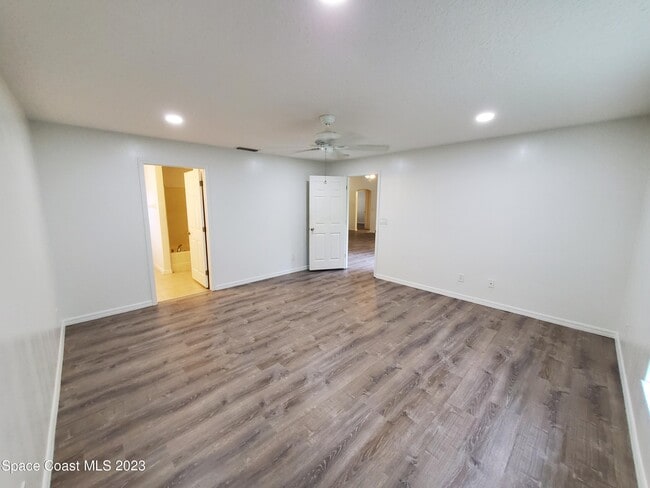 Building Photo - 1579 Wichita Blvd SE