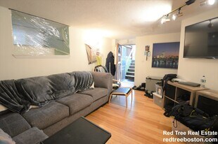 Building Photo - 21 Kinross Rd