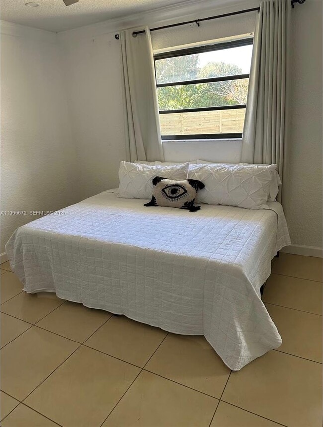 Building Photo - 30255 SW 197th Ave