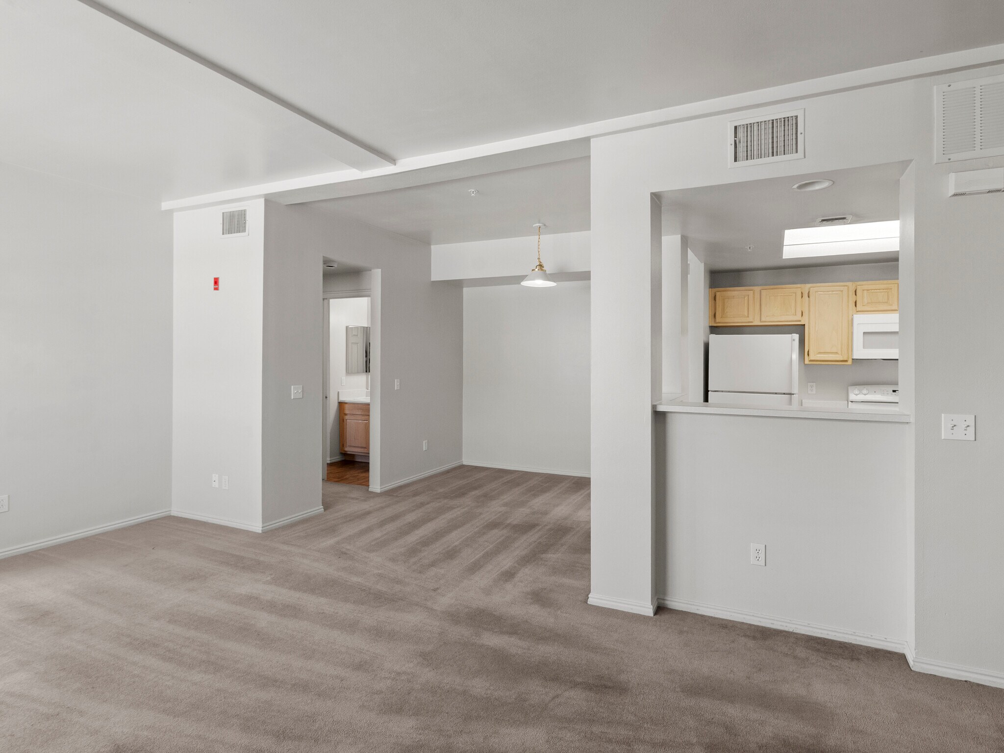 Building Photo - 900 Bitner Rd