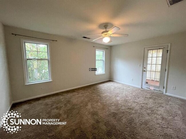 Building Photo - 3 bed / 2 bath Bungalow in the Heart of NoDa!