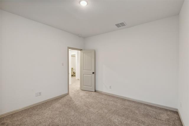 Building Photo - 7135 Buchanan Dr