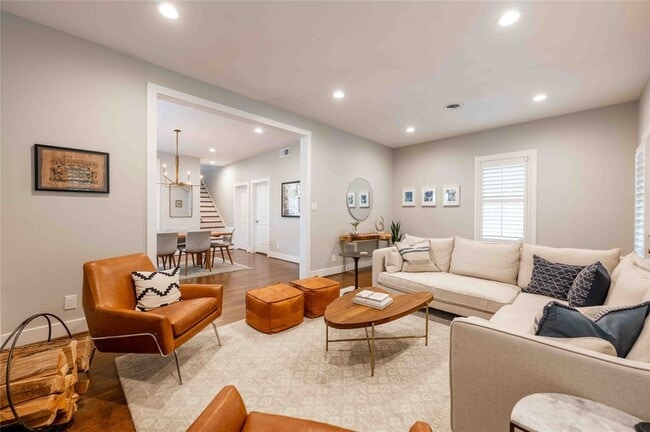 Building Photo - 808 Woodrow St