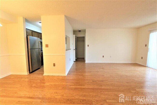 Building Photo - 1219 Ravens Crest Dr