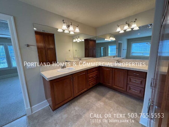 Building Photo - 10316 SW Whitebark Ln