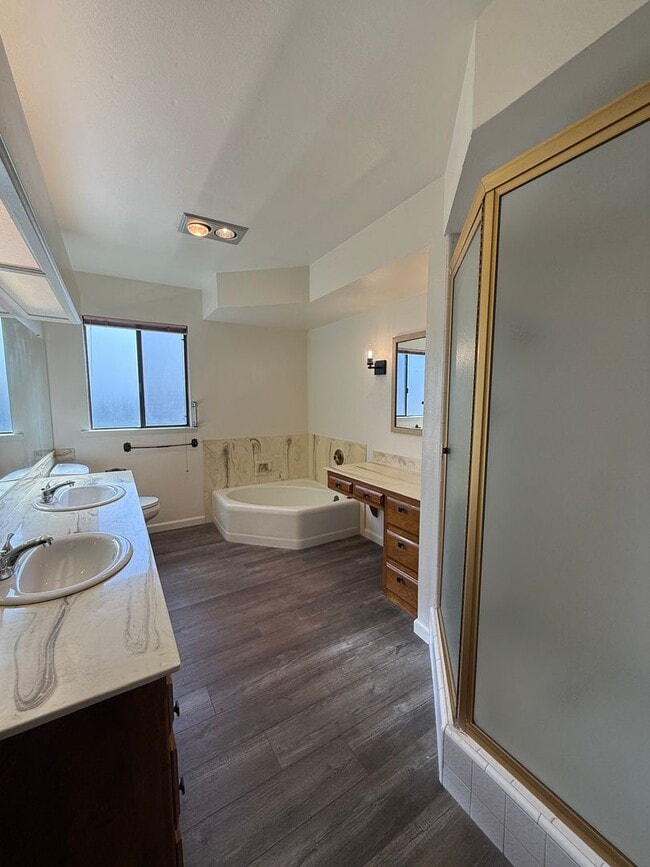 Building Photo - Creekridge Villas Single Story Condo in Gated Community in Orcutt with Easy Access to VSFB