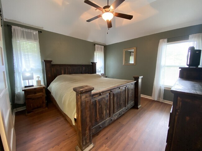 Building Photo - 10713 Masters Cir