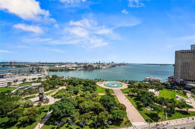 Building Photo - 50 Biscayne Blvd