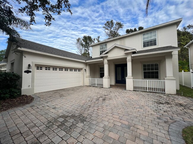 Building Photo - Stunning 4 Bedroom 2.5 Bath Home with Bonu...