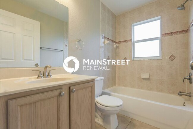 Building Photo - 3 Bedroom Pet-Friendly Home in NORTH PORT, FL with Main Street Renewal