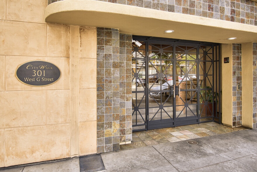 Primary Photo - 301 W G St