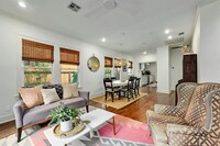 Building Photo - 510 Academy Dr
