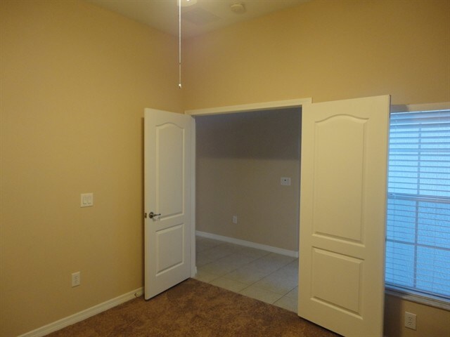 Building Photo - 12210 Southbridge Terrace