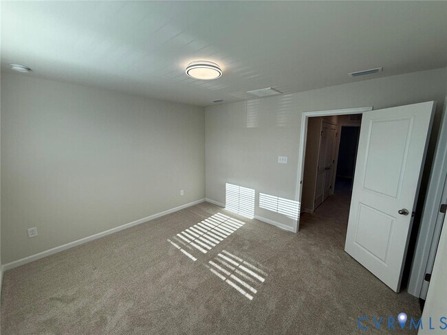 Building Photo - 5409 Canterbury Rdg Wy