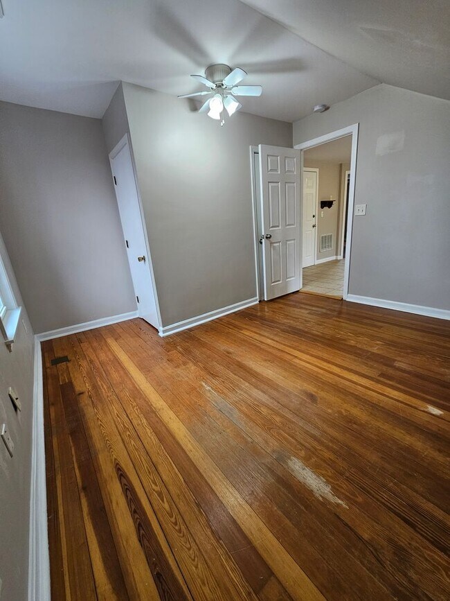 Building Photo - 76 Congress St