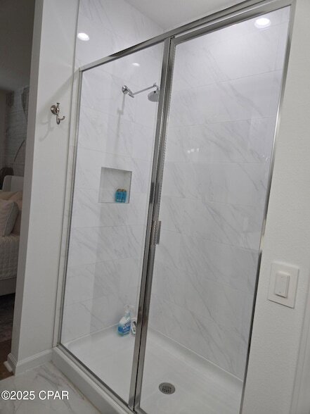 Building Photo - 8661 Shell Sink Dr