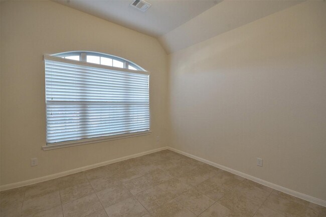 Building Photo - 3643 Cottage Pines Ln