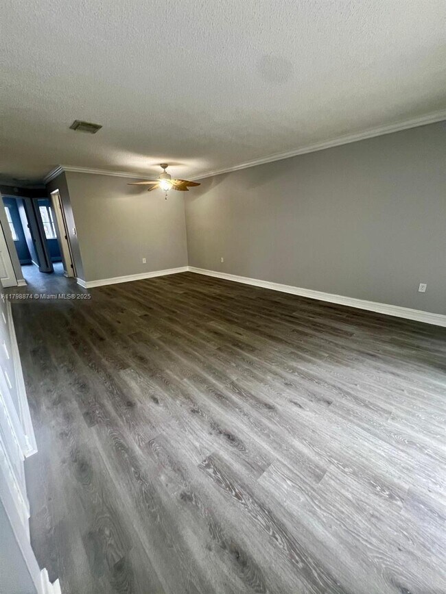 Building Photo - 15711 SW 137th Ave