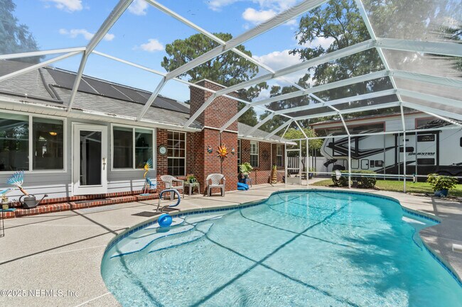 Building Photo - 6656 Rivercrest Dr