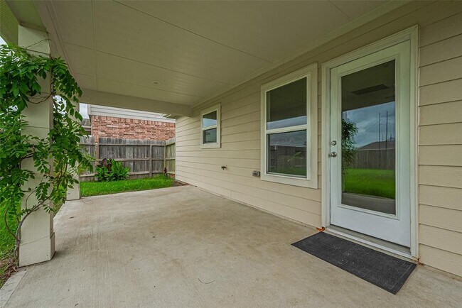 Building Photo - 25406 Cheshire Knoll St