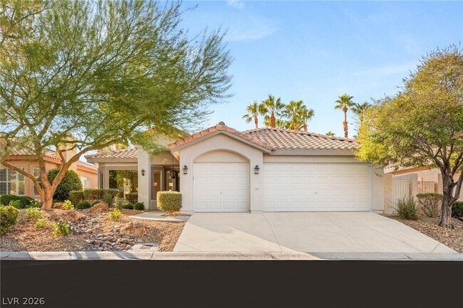 Building Photo - 1605 Shadow Rock Dr