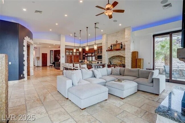 Building Photo - 1608 Liege Dr