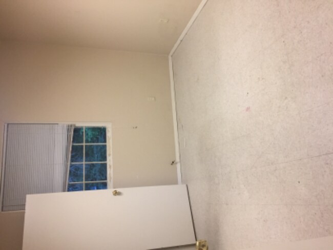 Building Photo - 1362 Pitkin Rd