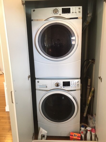 Building Photo - 90 Waldo Ave