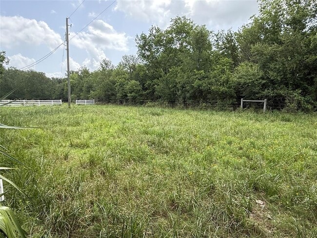 Building Photo - 1166 Manak Rd
