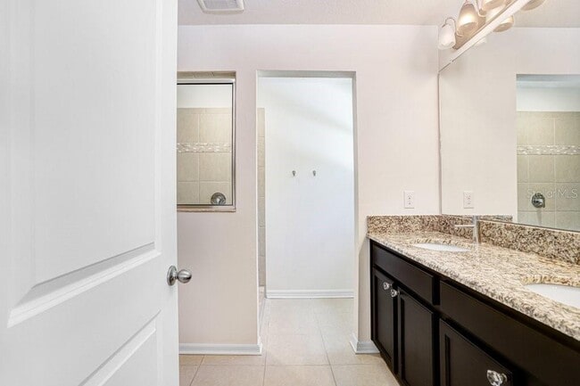 Building Photo - 6431 Bradford Hill Ct