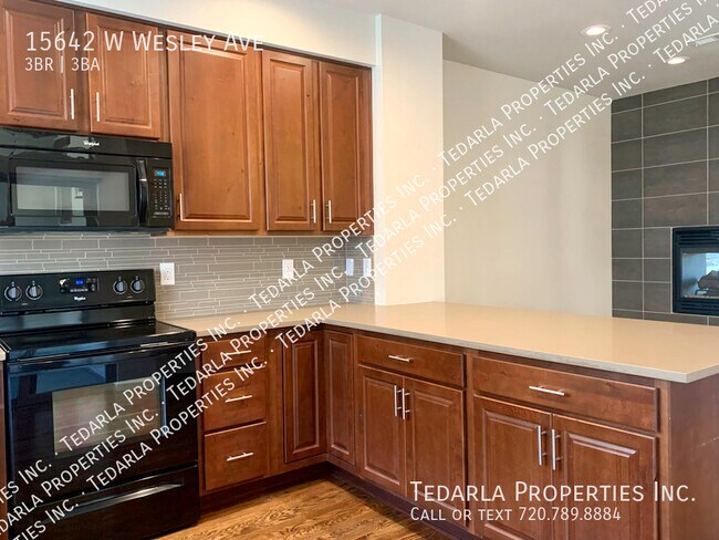 Building Photo - 15642 W Wesley Ave