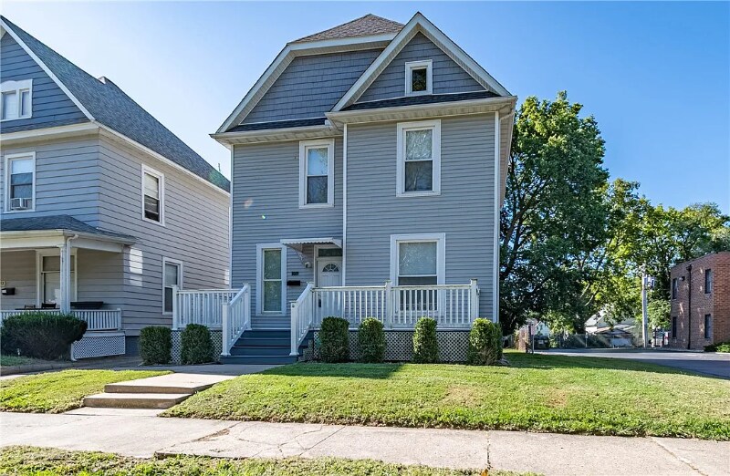 Primary Photo - 1019 W Wood St