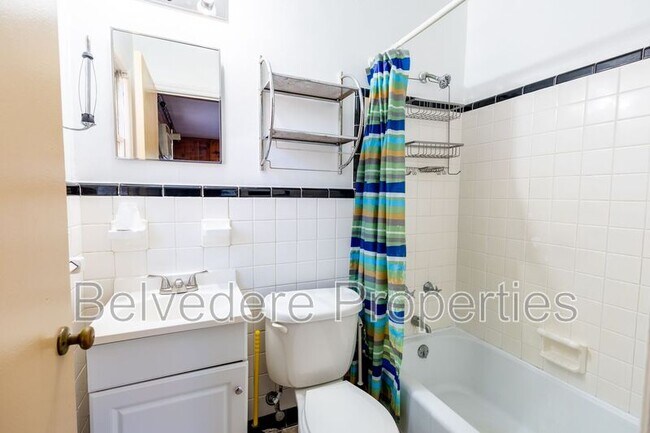 Building Photo - 207 Leftwich St