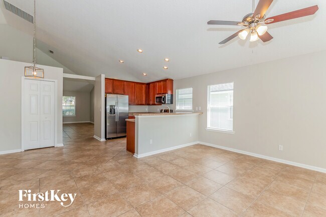 Building Photo - 1255 Bedrock Dr