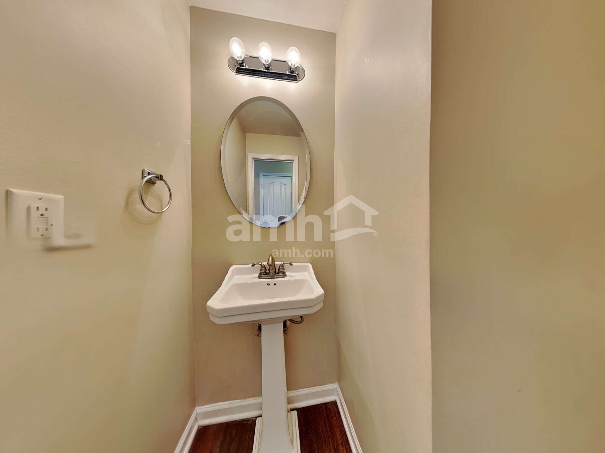 Building Photo - 8317 Rolling Meadows Ln