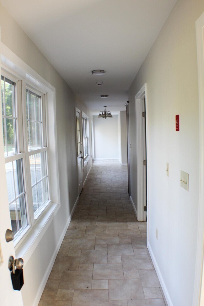 Building Photo - 53 Carpenter Rd