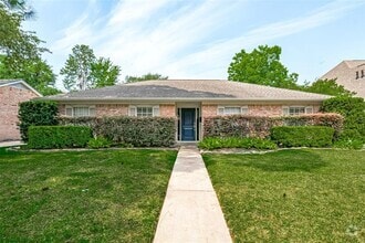 Building Photo - 927 Carlingford Ln