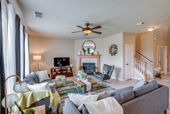 Building Photo - 1224 Willowbrook Dr