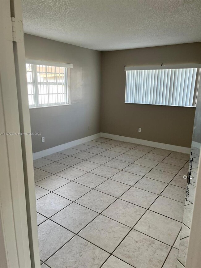 Building Photo - 14075 SW 45th Terrace