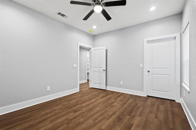 Building Photo - 724 W Gandy St