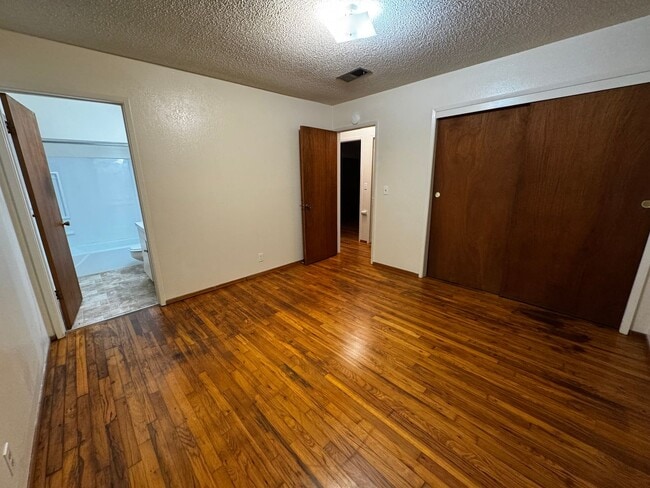 Building Photo - 3 Bedroom 2 Bath Home Located in Arcata!