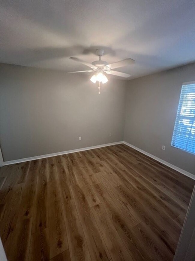 Building Photo - Upgraded 2 Bedroom 2 Bath Condo For Rent I...