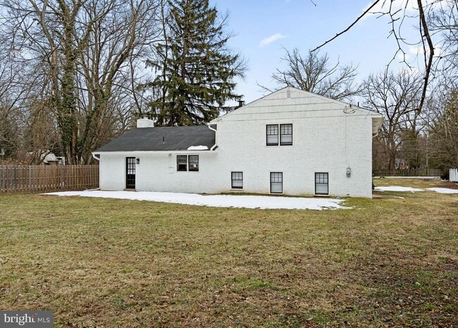 Building Photo - 383 Upper Gulph Rd