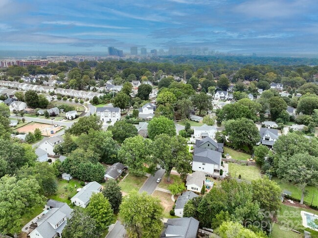 Building Photo - 3227 Mayfield Ave