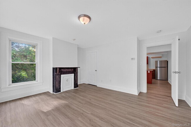 Building Photo - 34 Market St