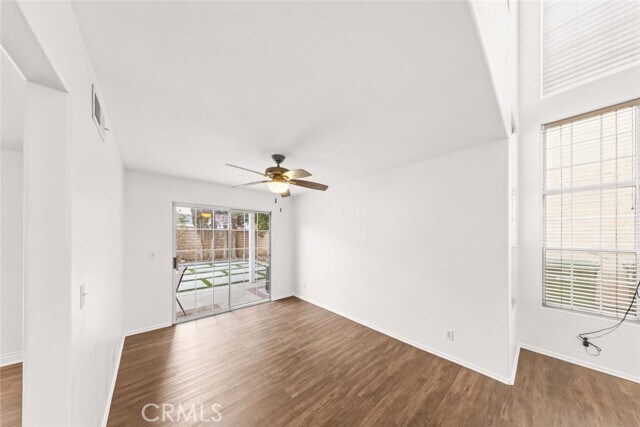 Building Photo - 7448 Bellingham Ave